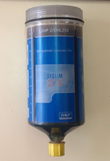 SKF LGHP 2 е висококачествена грес на основата на минерално масло, използваща модерен полиуреен сгъстител. Подходящ е за електродвигатели и подобни приложения.