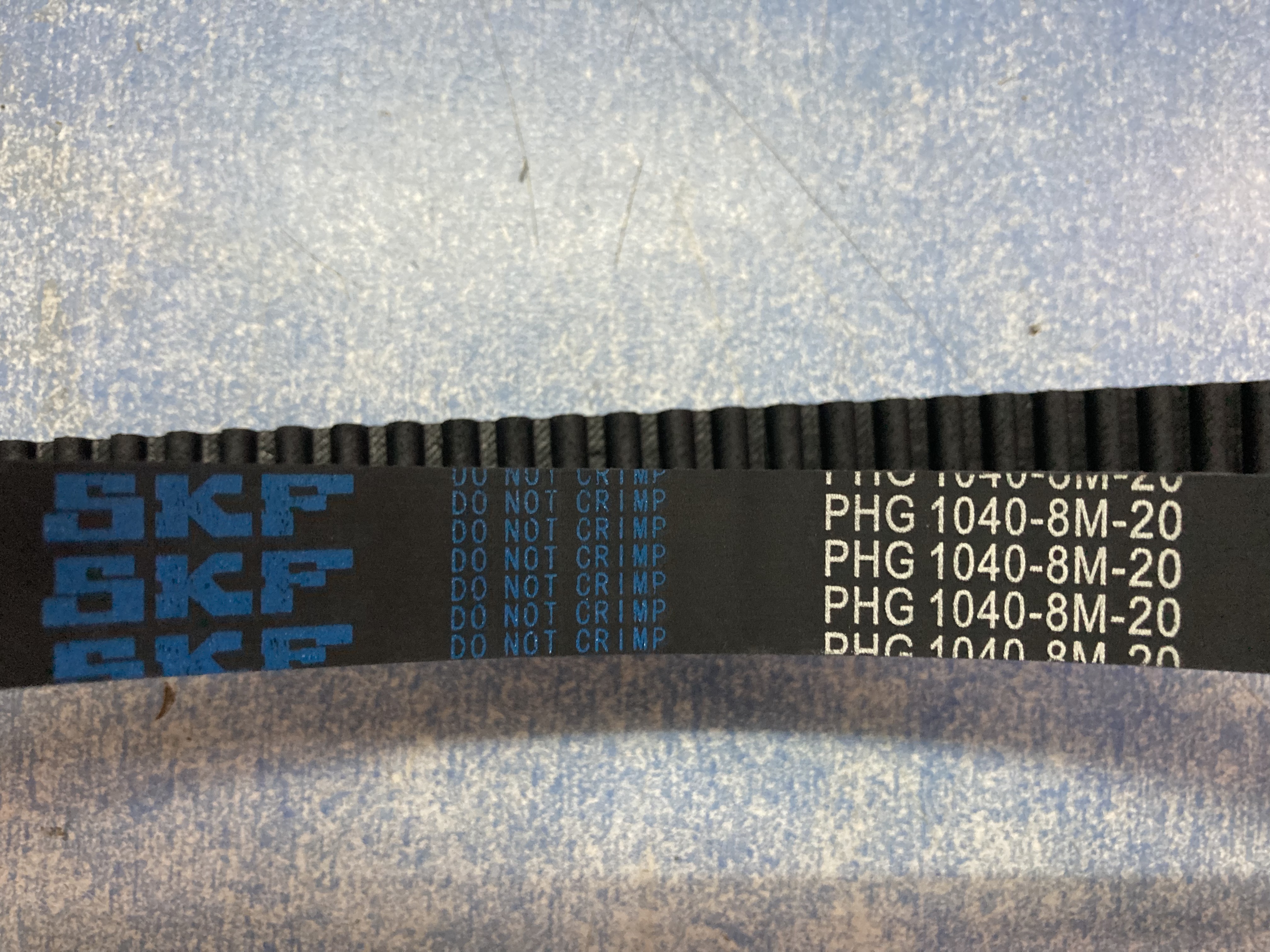 ремък 8М 1040 ширина 20